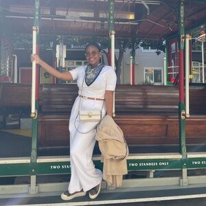 Abercrombie & Fitch Crisp White Trousers